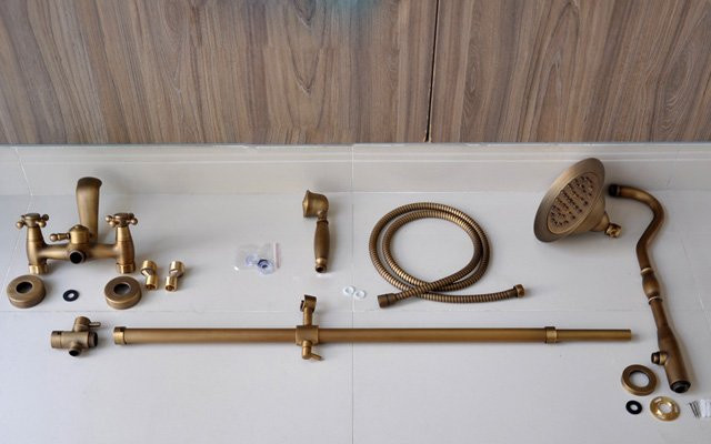 Phụ kiện sen vòi đa dạng mẫu và thương hiệu