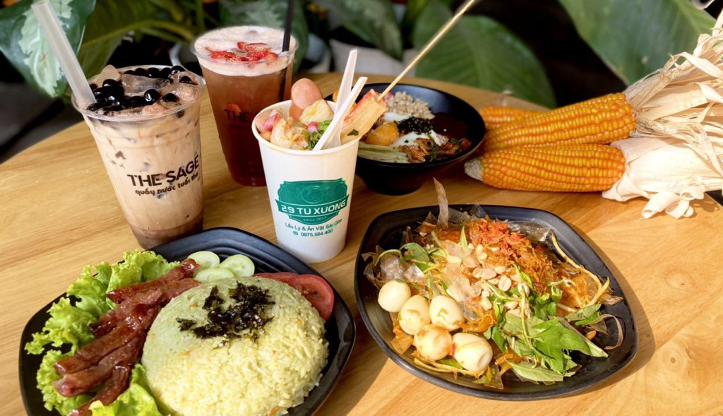 Đường ăn vặt Tú Xương - con phố ăn vặt thu hút giới trẻ