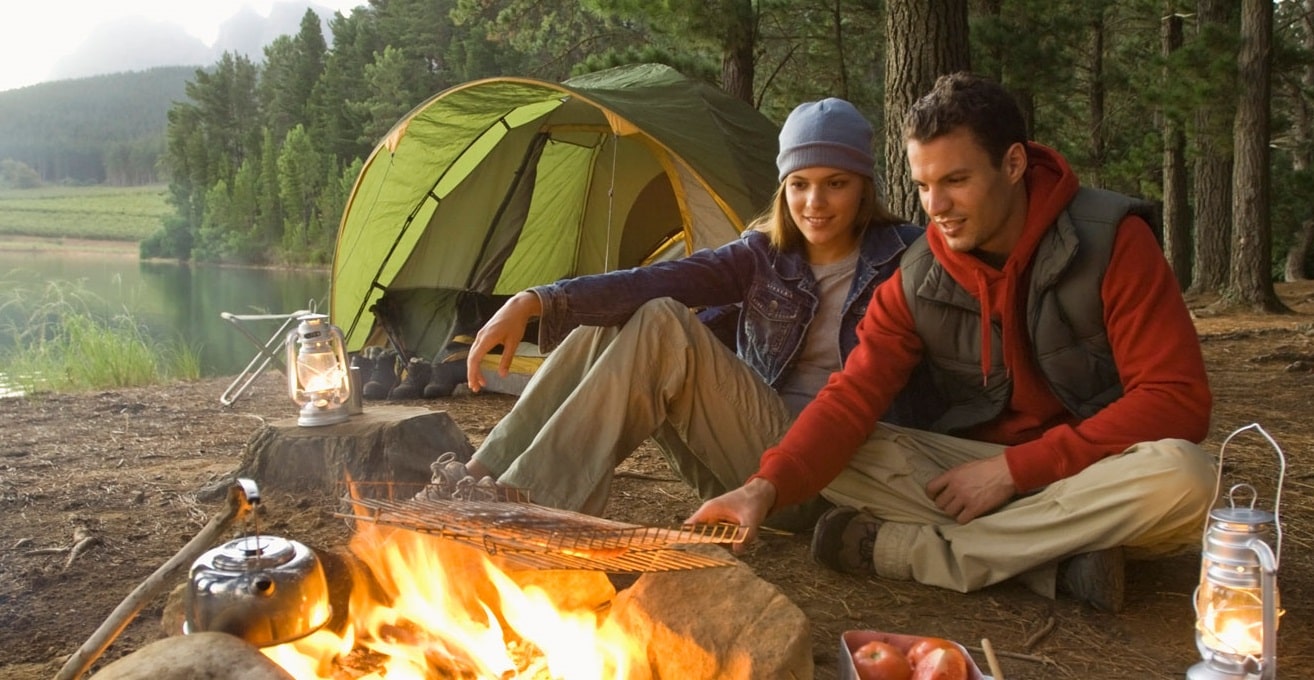 Trang bị đủ quần áo để bảo vệ sức khỏe về đêm