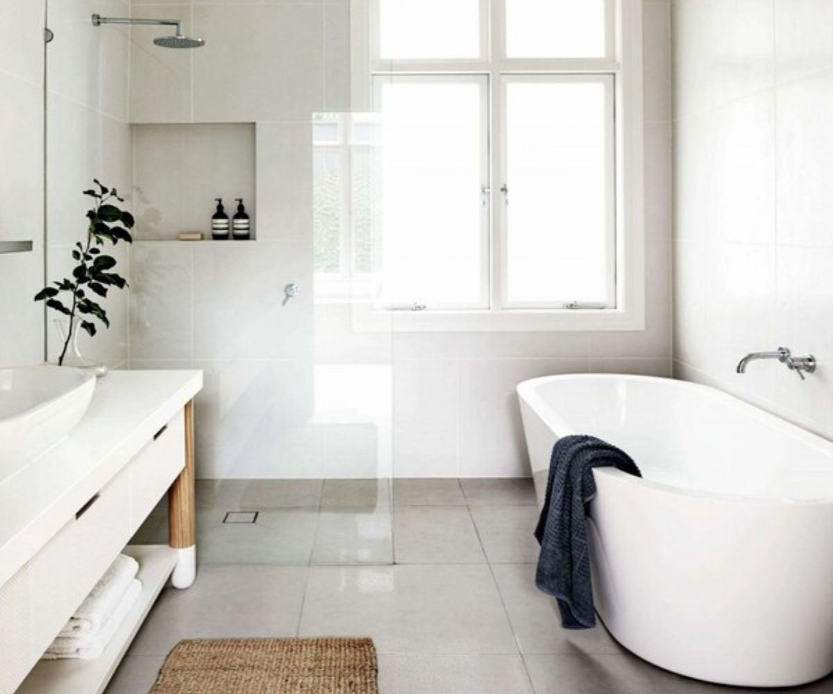 Thiết kế đơn giản nhưng hiện đại của nhà tắm nhà phố