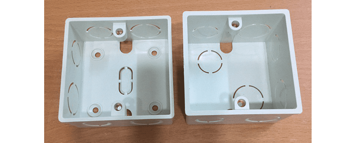 Đế gắn tường hình vuông chất liệu nhựa cao cấp