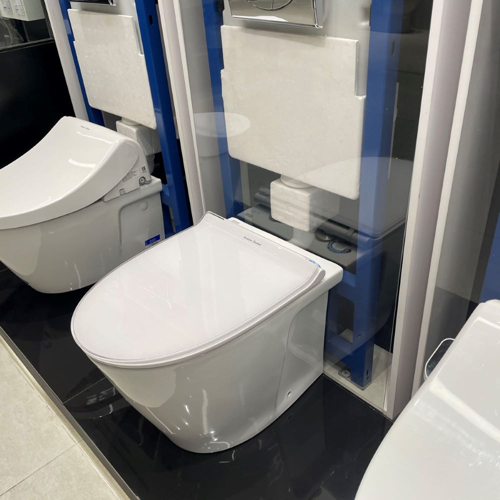 Bồn cầu đặt sàn kết hợp két nước âm tường