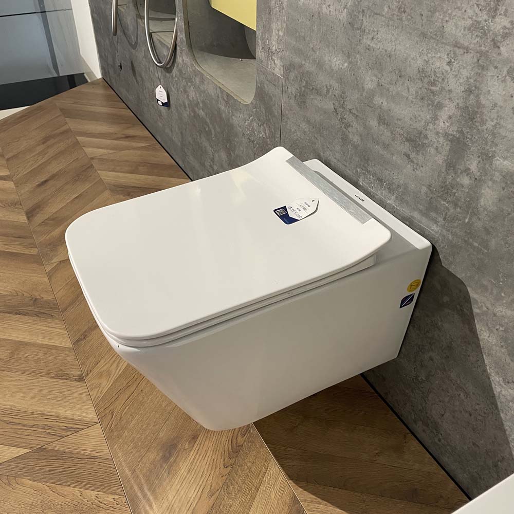 Bồn cầu treo tường Luxta LT-402