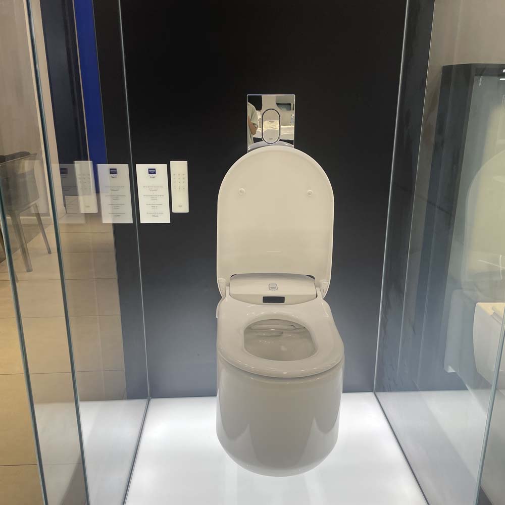 Bồn cầu treo tường thông minh Grohe 39354SH1