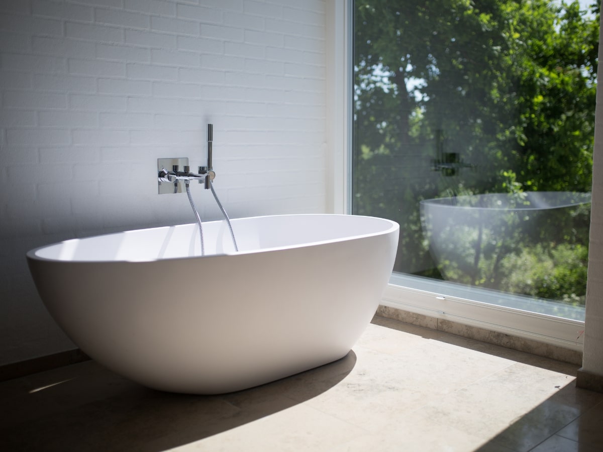 Bồn tắm 1m5 là dòng sản phẩm có tính linh hoạt cao, phù hợp với mọi đối tượng và không gian