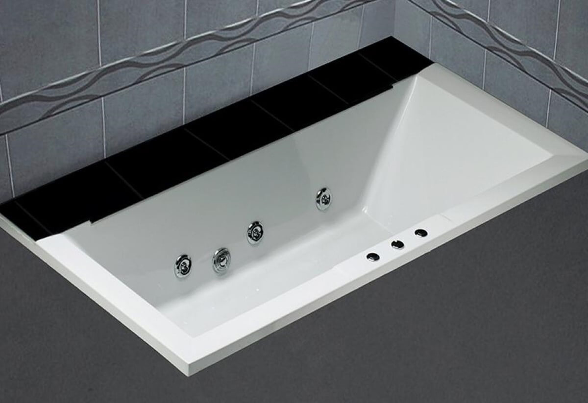 Bồn tắm kích thước 2m massage từ thương hiệu CAESAR