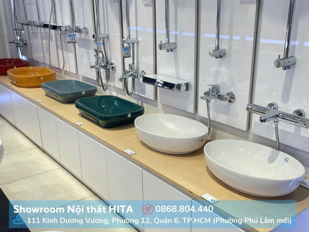 Showroom HITA trưng b&agrave;y chậu rửa mặt lavabo đa dạng mẫu mới nhất