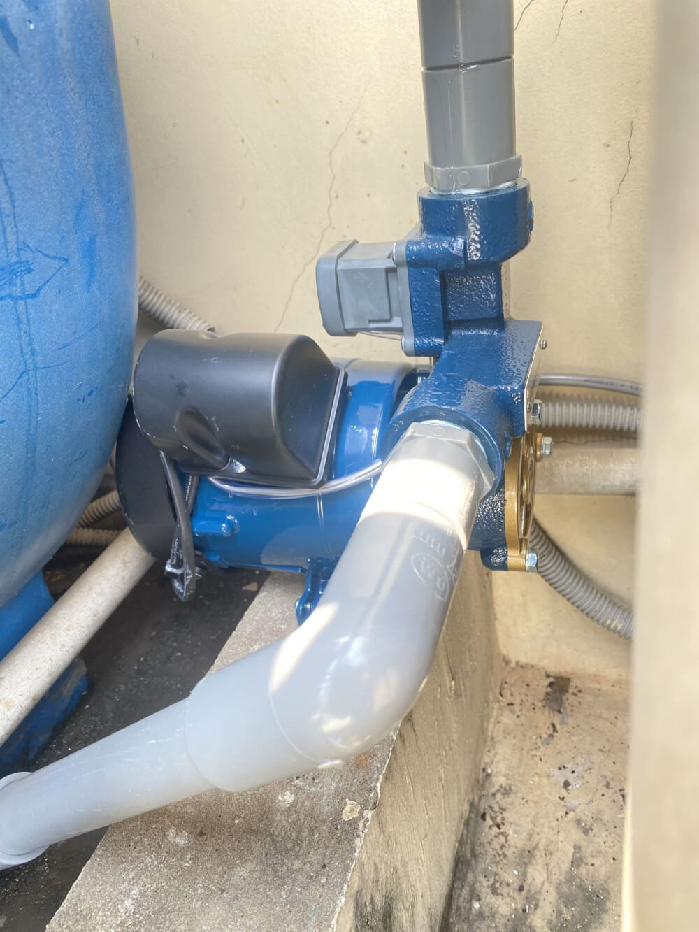 M&aacute;y bơm tăng &aacute;p Panasonic GA-125FAK