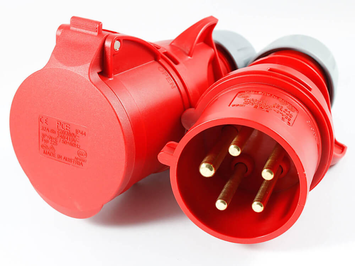 Ổ cắm công nghiệp, phích cắm công nghiệp có kiểu dáng thiết kế tinh tế, chất lượng với các bộ phận được tách rời nhau