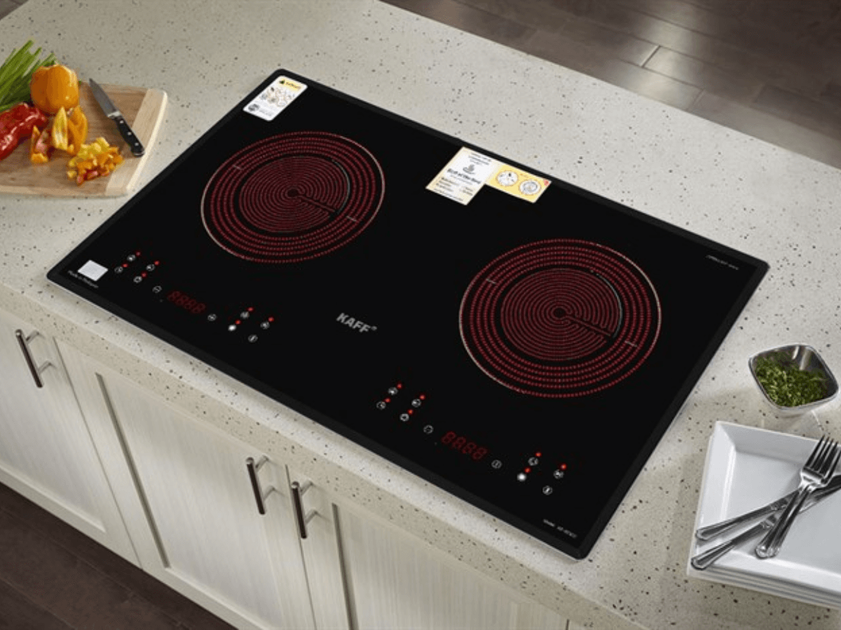 Bếp hồng ngoại tạo nhiệt bằng cách làm nóng các cuộn dây bên trong