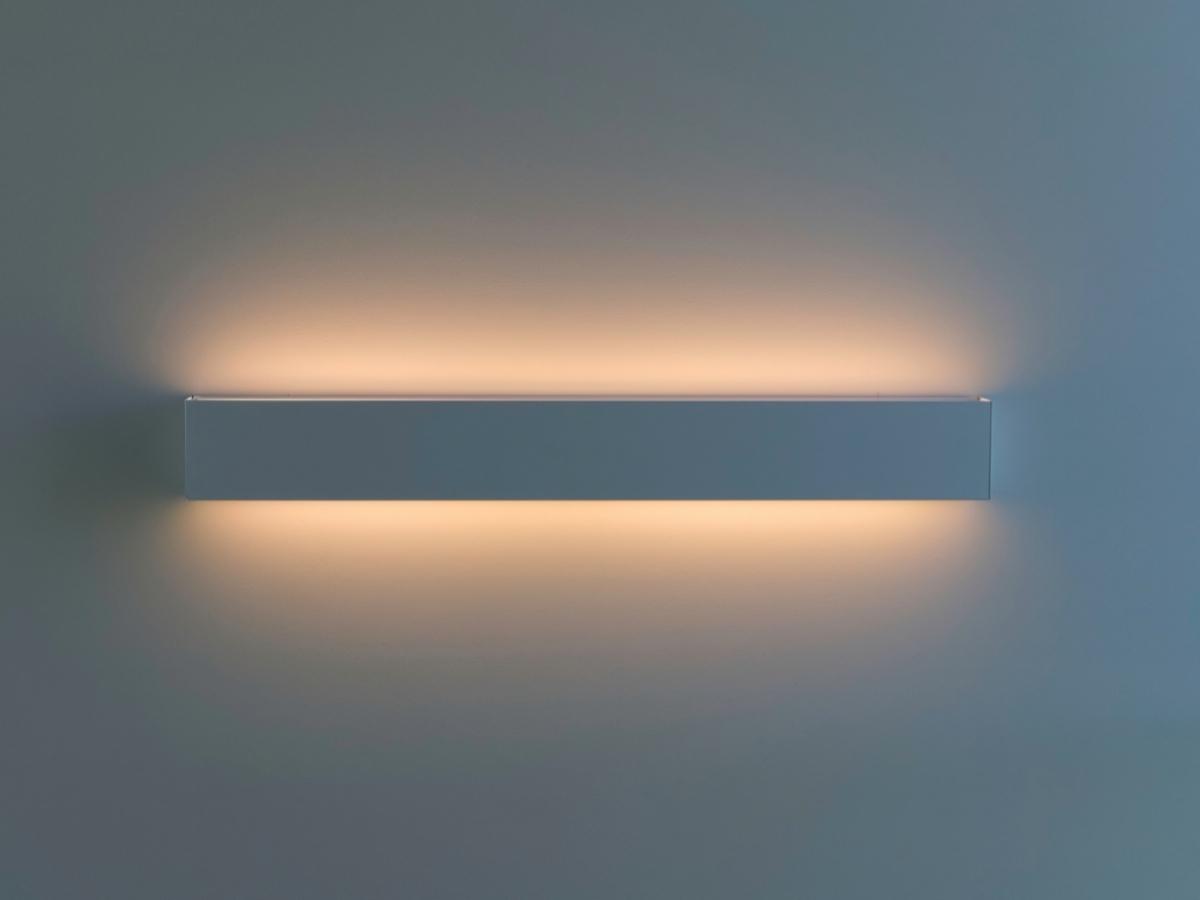 Đèn gắn tường Panasonic có độ bền cao nhờ thiết kế sử dụng chất liệu nhôm đúc bảo vệ chip LED bên trong