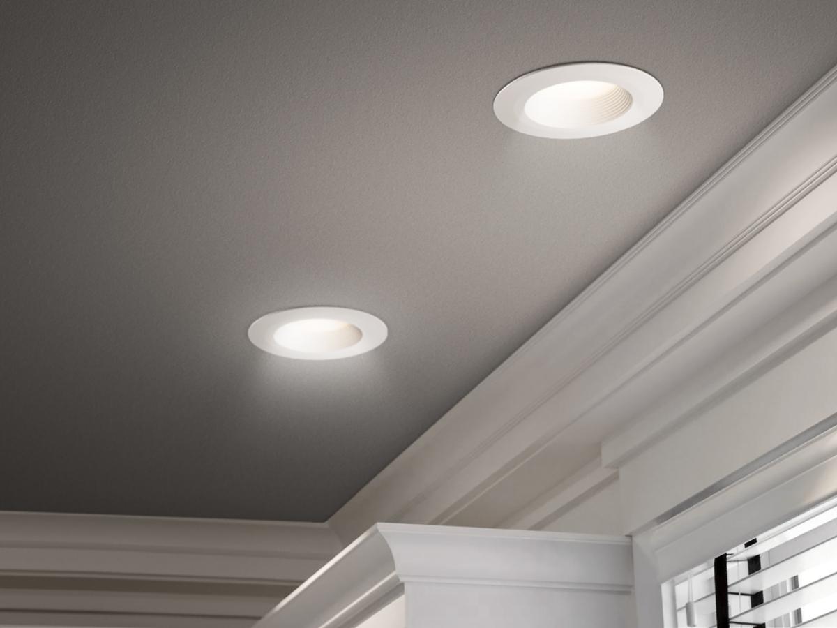 Đèn LED âm trần Philips 12w, 9w sở hữu thiết kế đơn giản, nhỏ gọn và phù hợp với nhiều loại trần nhà từ thạch cao, gỗ,...