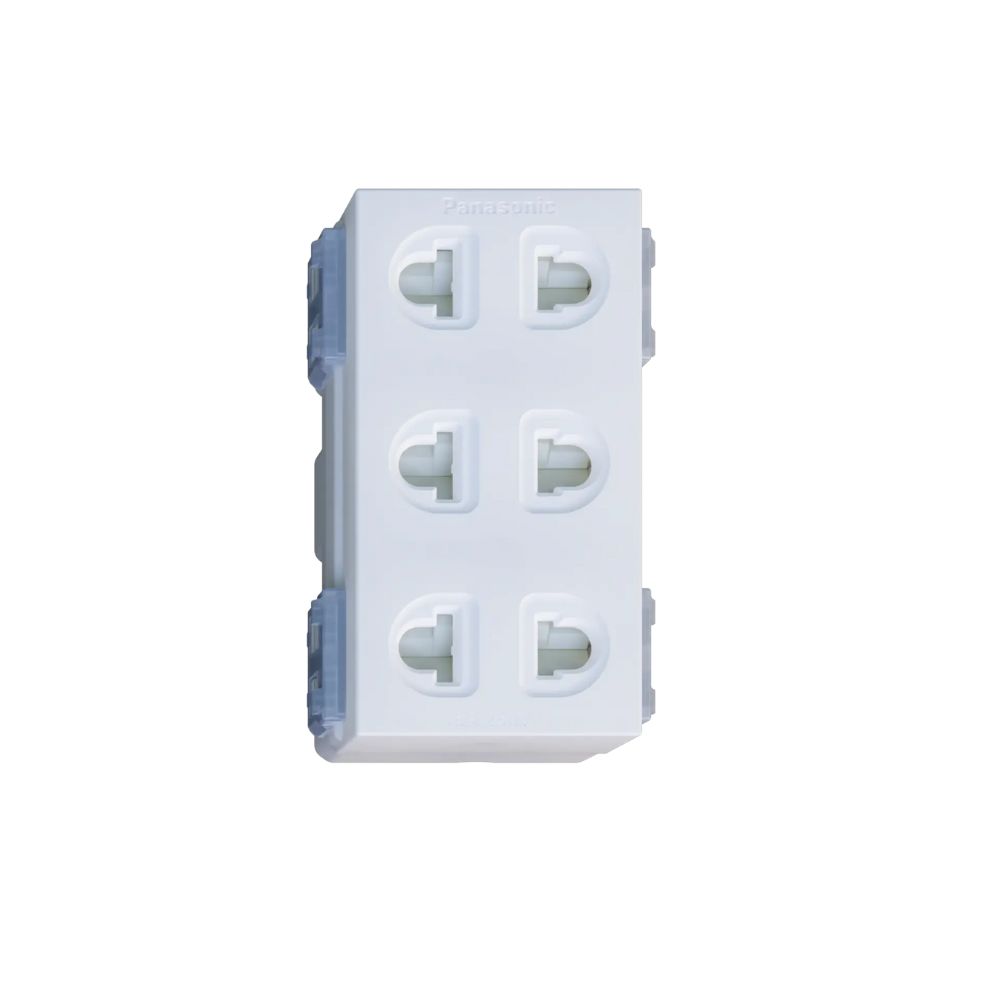 Bộ 3 ổ cắm 2 chấu c&oacute; m&agrave;n che d&ograve;ng Wide Panasonic WEV138307SW