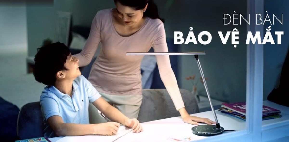 Đèn cảm biến bảo vệ mắt Panasonic - HHGLT042088