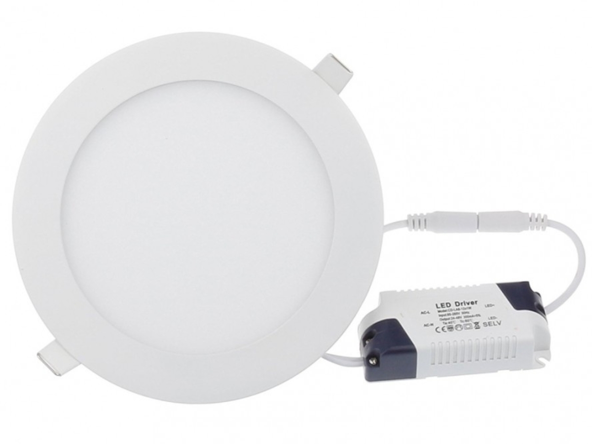 Đèn LED âm trần Panel Light gồm có 3 bộ phận chính: Vỏ đèn, hệ thống chip LED và tăng phô