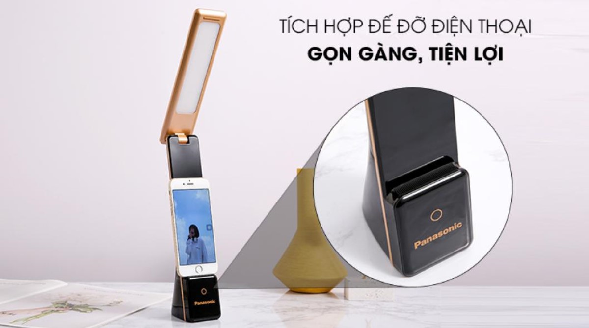 Đèn sạc điện Panasonic - mẫu HHGLT0339