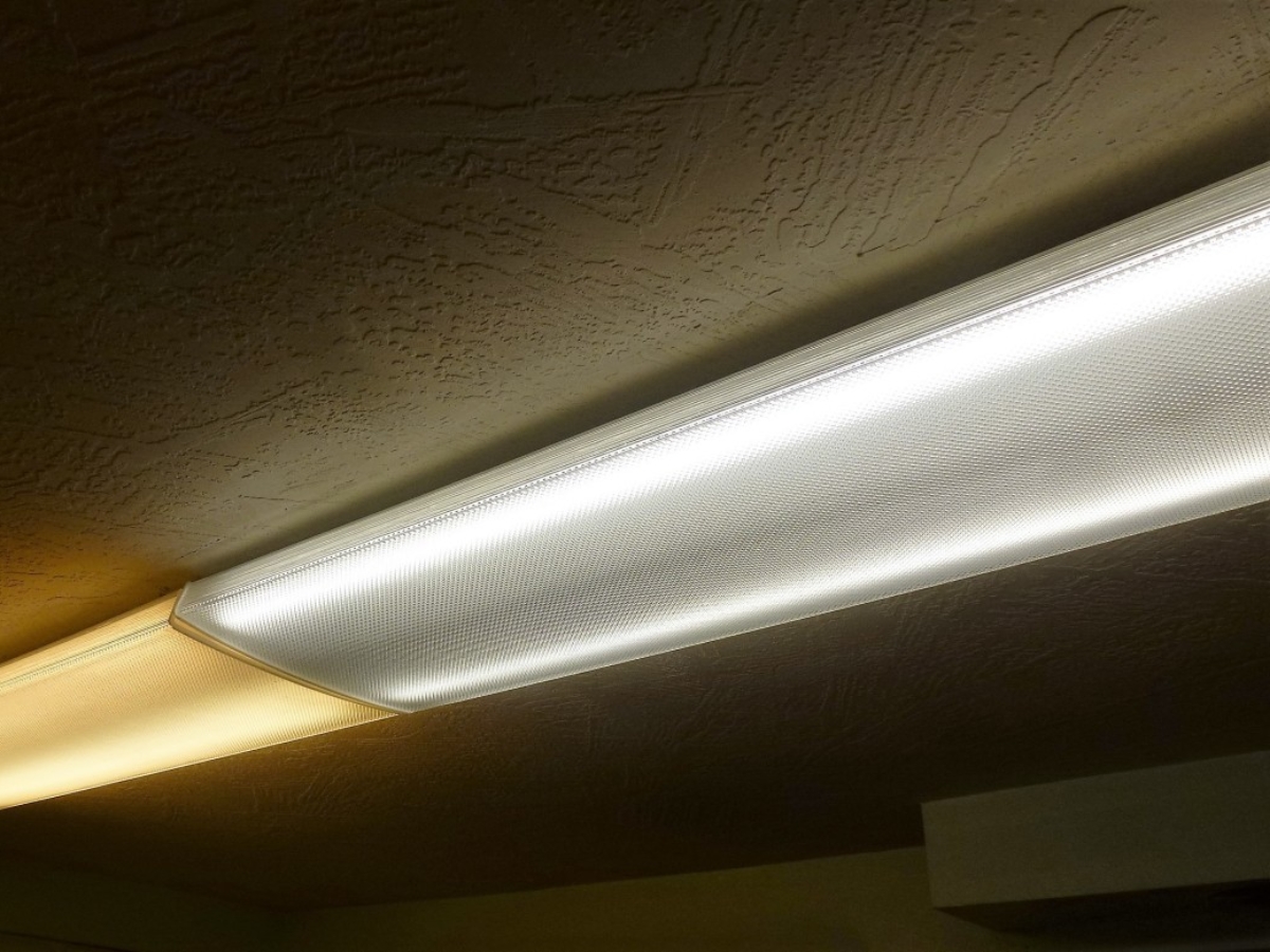 Đèn tuýp LED đôi được nhà sản xuất đảm bảo về mức độ an toàn trong quá trình sử dụng