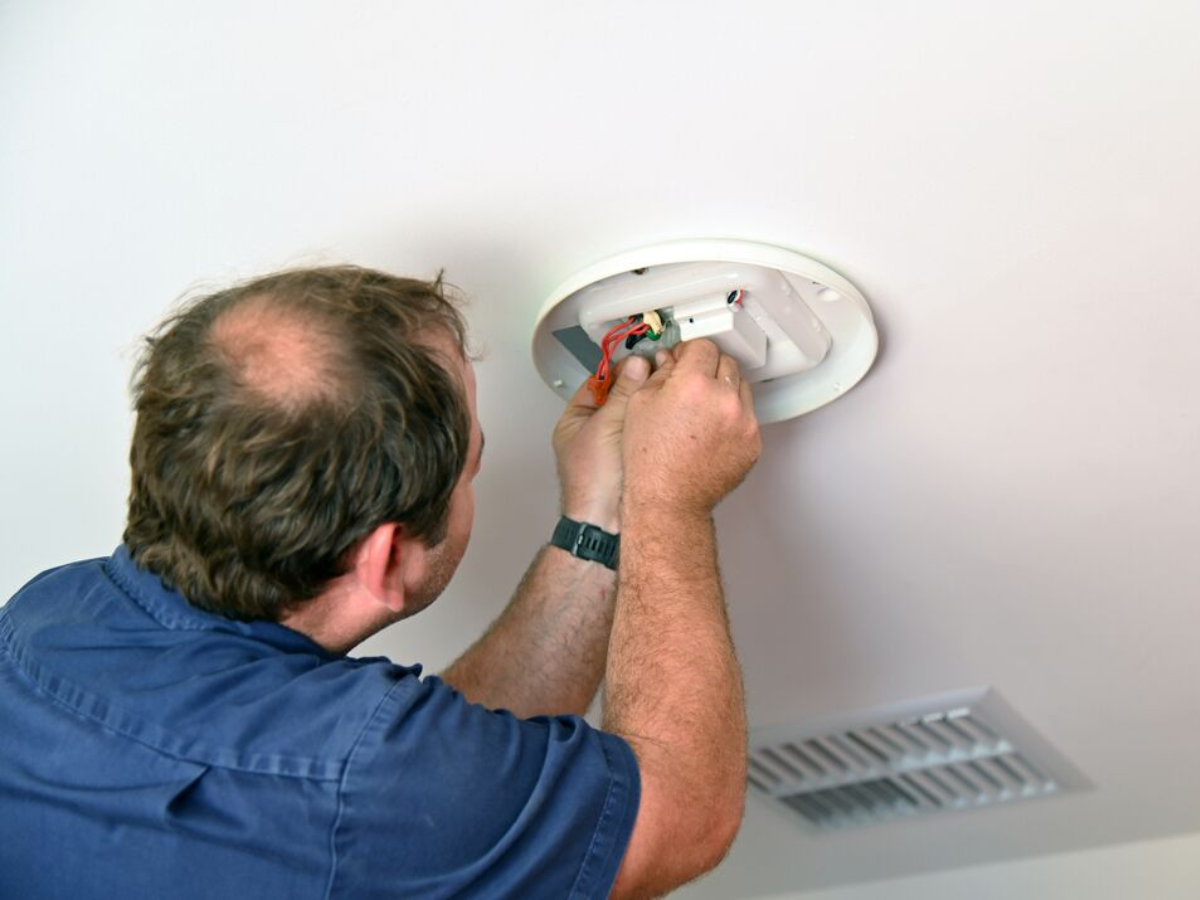 Những lưu ý khi lắp đặt các mẫu đèn LED ốp trần đẹp