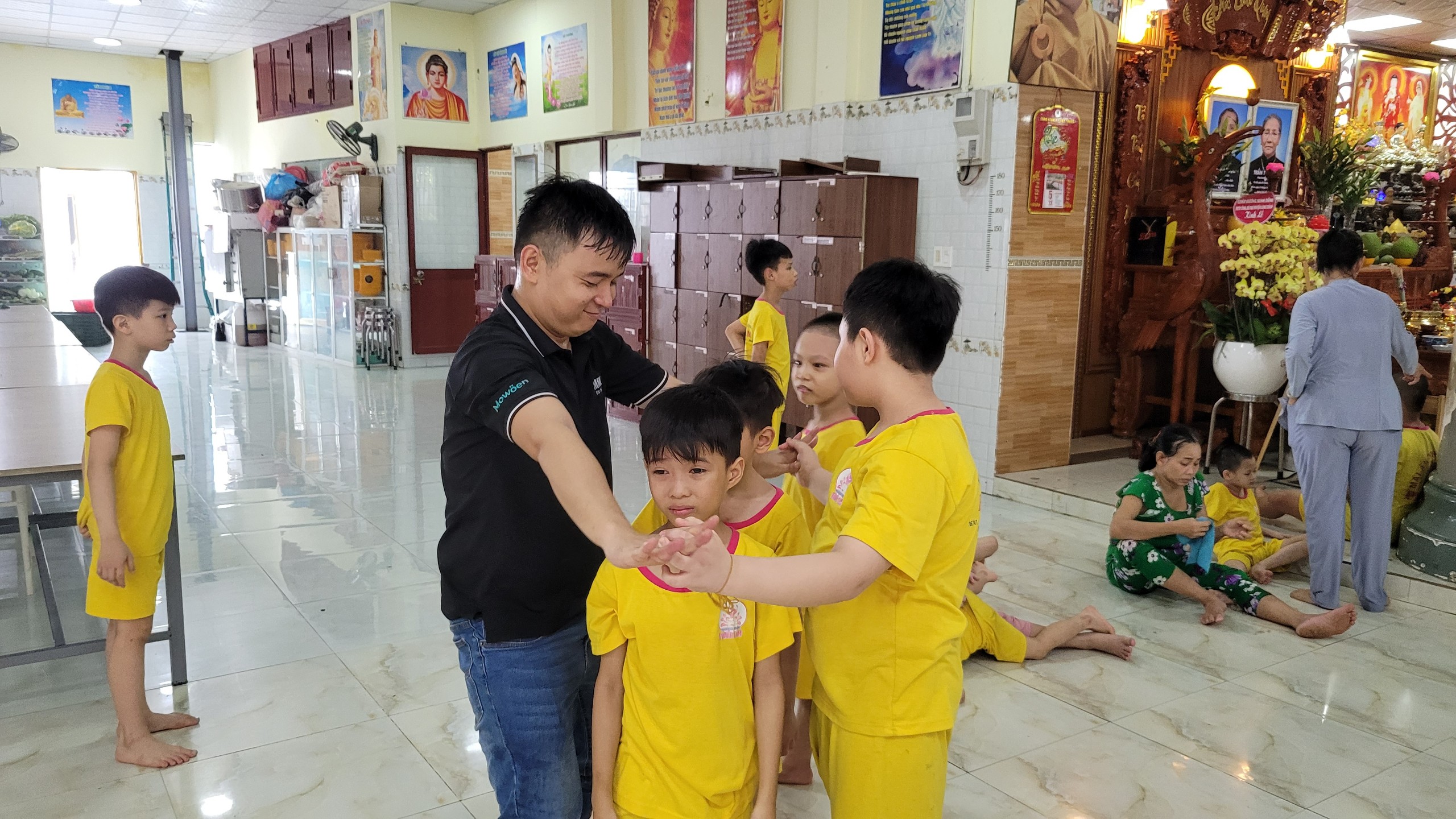 Thiện nguyện mái ấm Phúc Lâm 