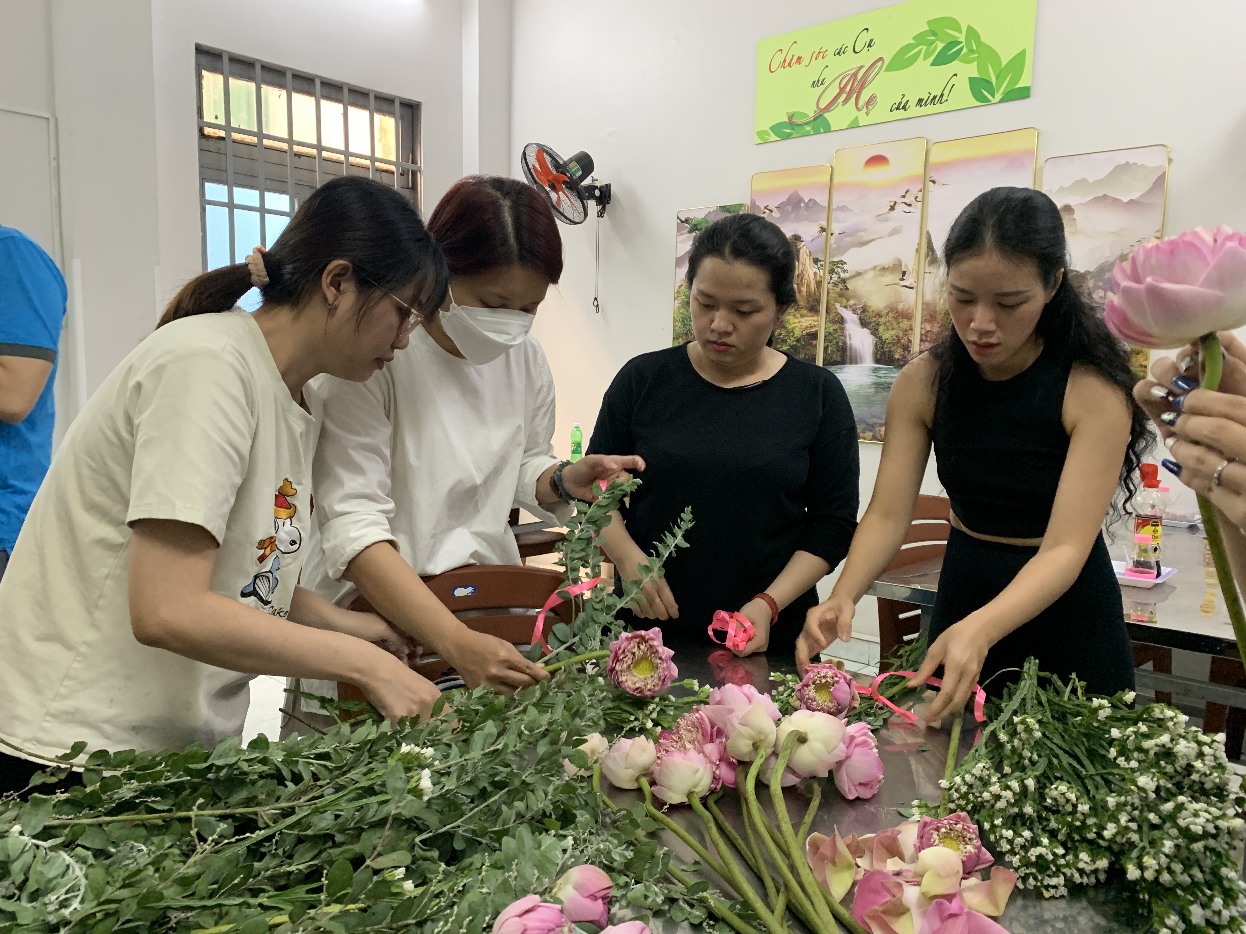 Mái Ấm Tình Thương Diệu Pháp