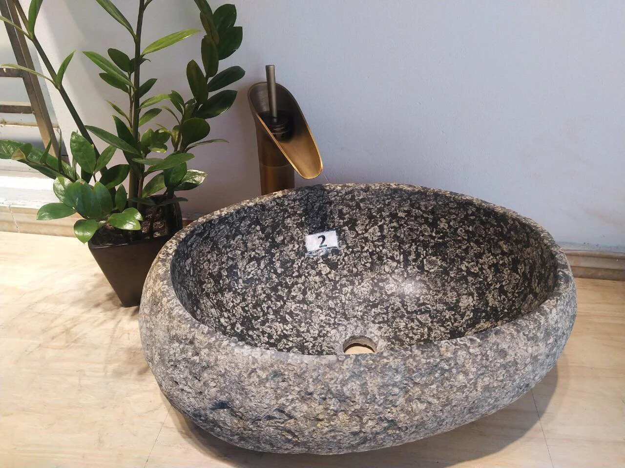 Những thiết kế có một không hai của lavabo bàn đá chất liệu tự nhiên