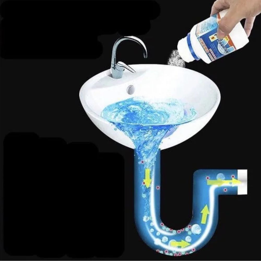 Đeo bao tay khi vệ sinh chậu rửa mặt bằng c&aacute;c h&oacute;a chất chuy&ecirc;n dụng
