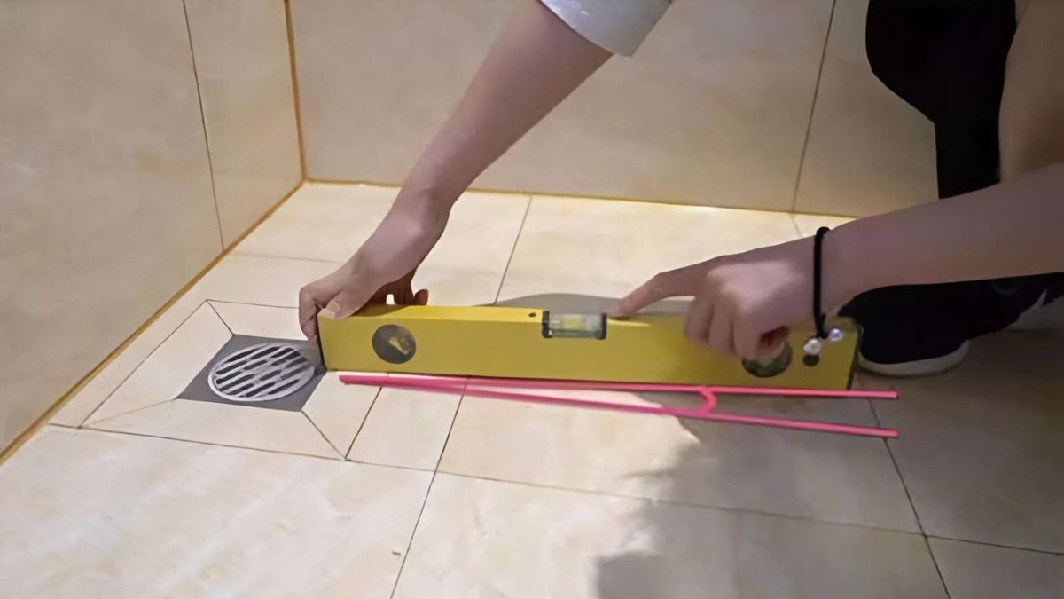 Tối ưu độ dốc nền khi sửa chữa nhà vệ sinh