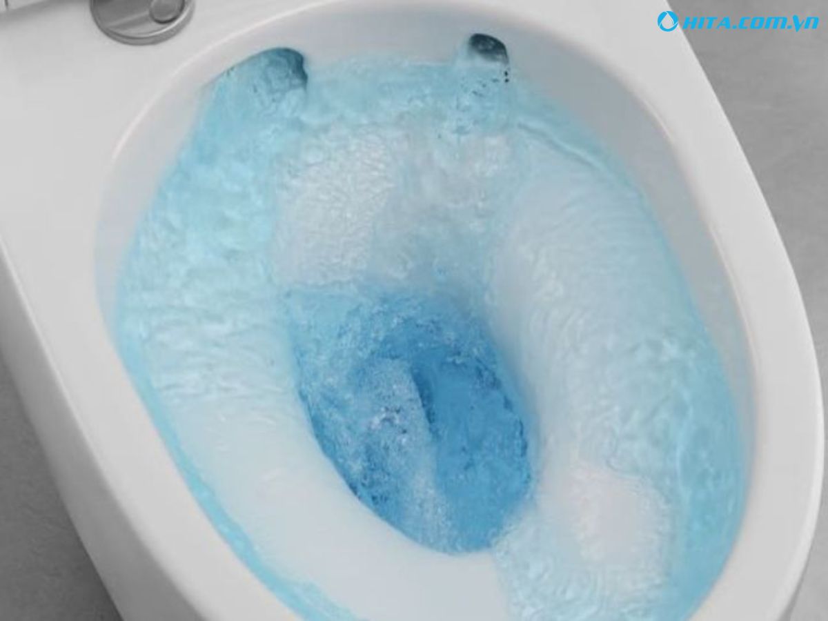 C&ocirc;ng nghệ xả xo&aacute;y 2 cửa gi&uacute;p l&agrave;m sạch l&ograve;ng bồn cầu hiệu quả