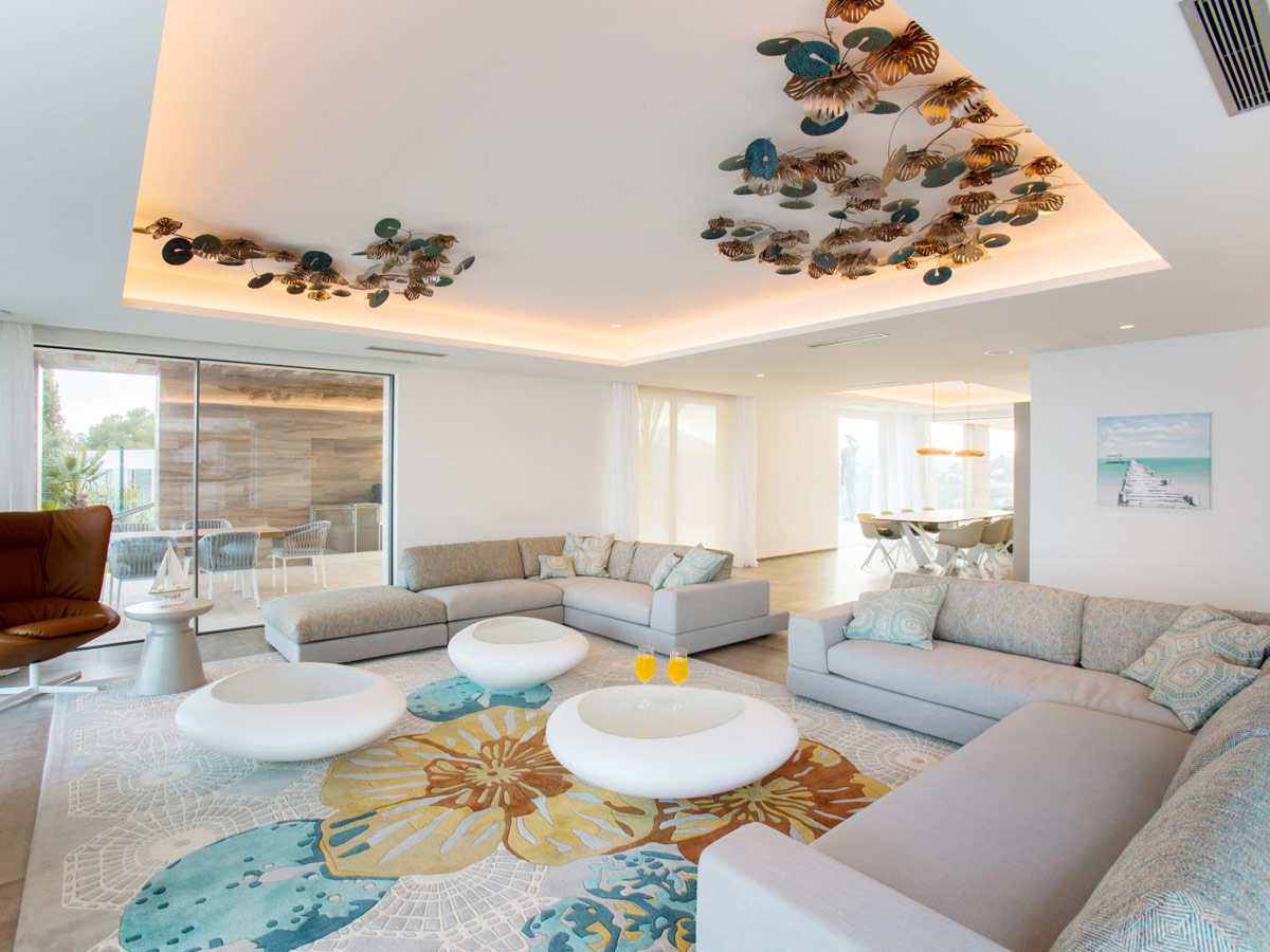 Chất liệu sàn nhà của phòng khách cần phải được gia chủ lựa chọn một cách thật cẩn thận và kỹ lưỡng