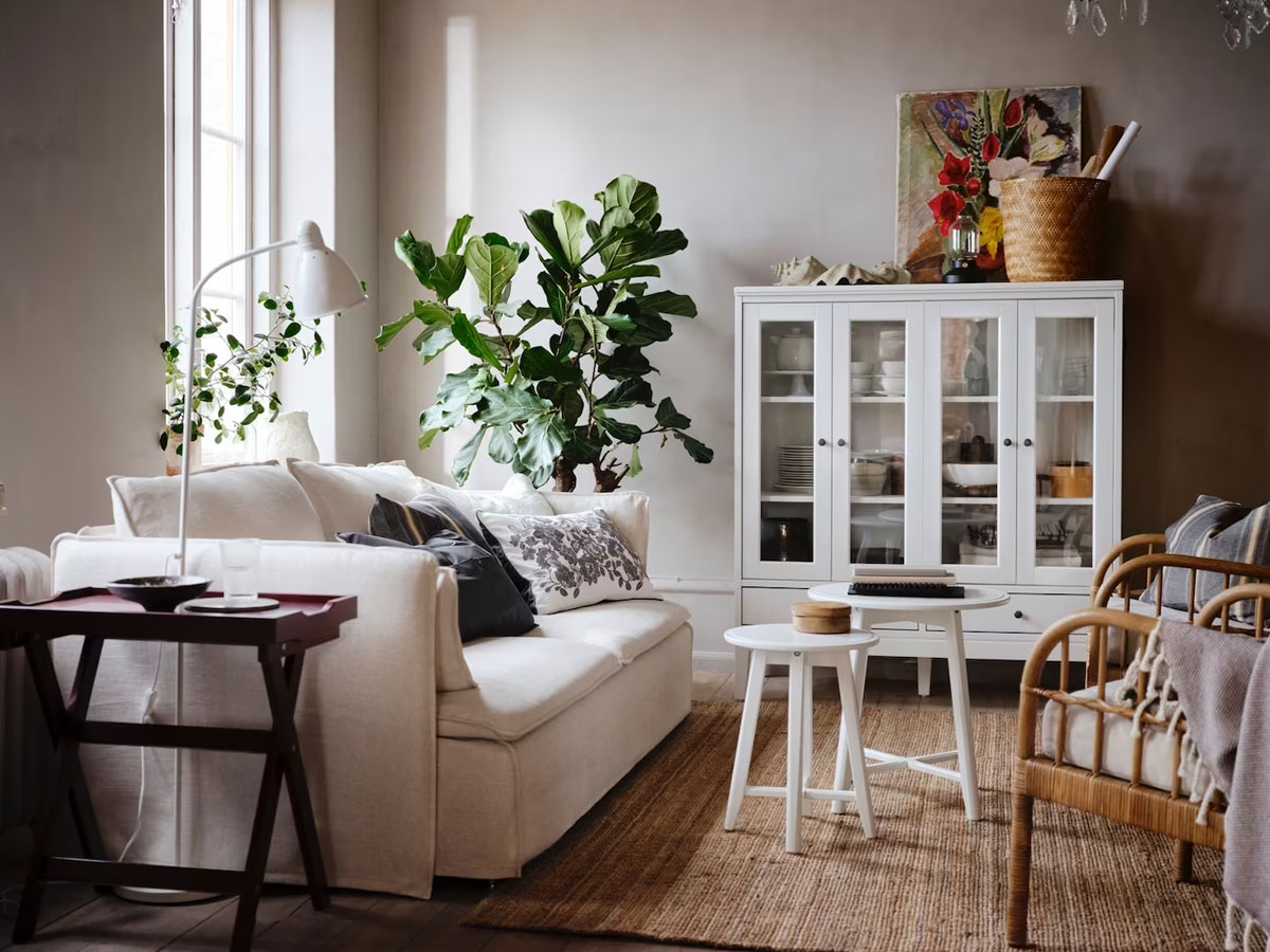 Khi kê bàn ghế bạn cần phải hạn chế việc để đồ đạc vướng lối đi