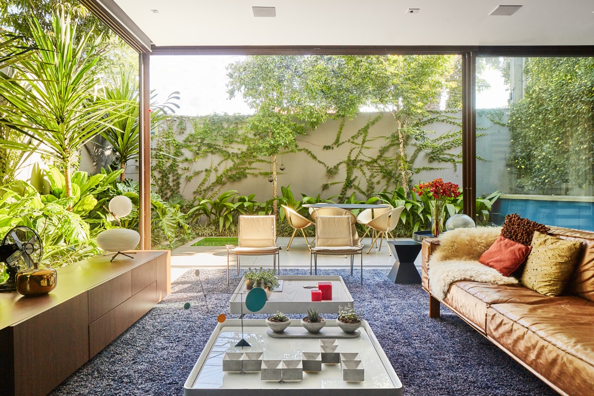 Phòng khách không gian mở đang là xu hướng lựa chọn được yêu thích trong những năm gần đây