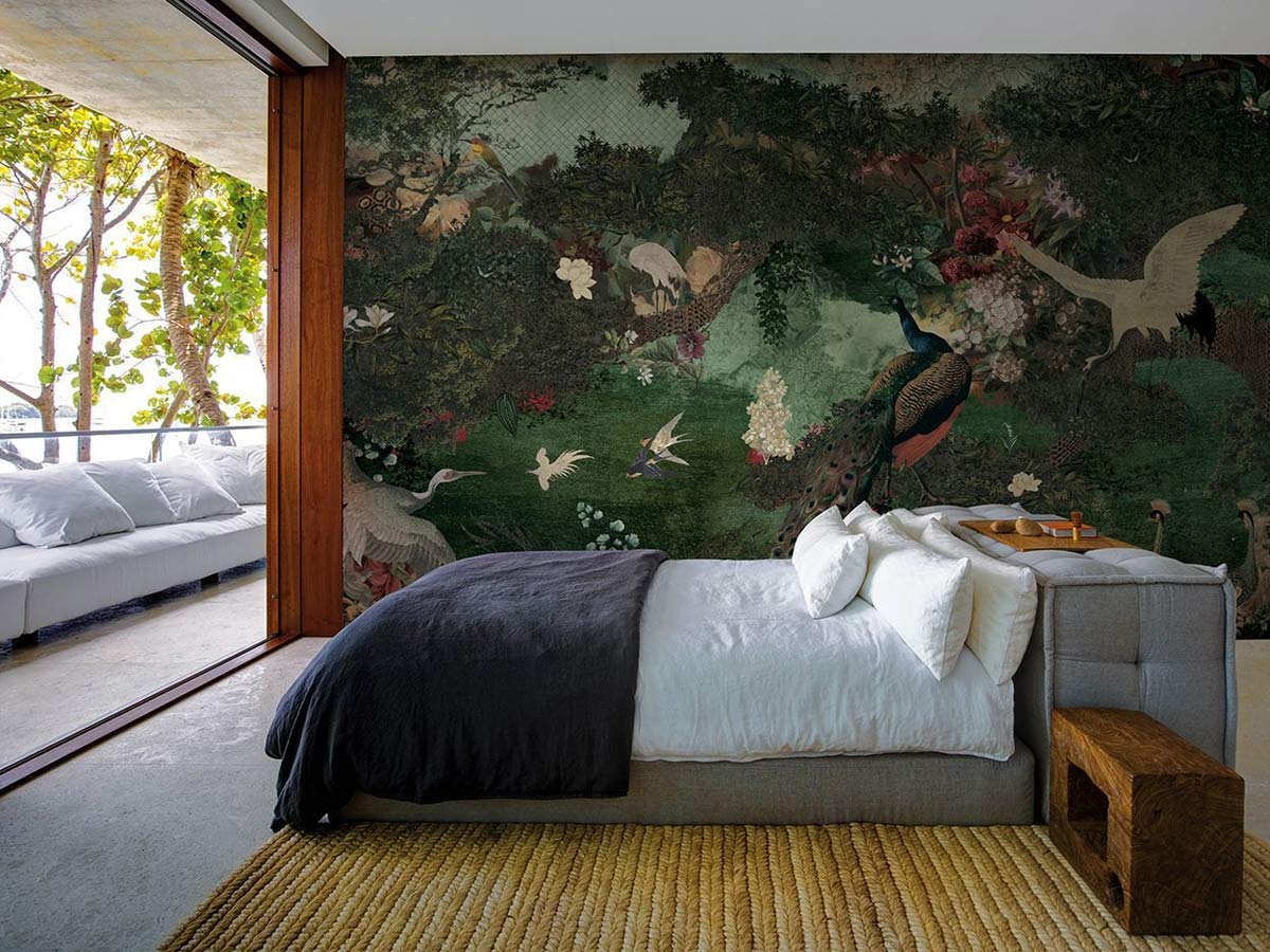 Một bức tranh vẽ tường sẽ tạo ra sự mới lạ, độc đáo và làm phòng ngủ trở nên thu hút hơn rất nhiều 