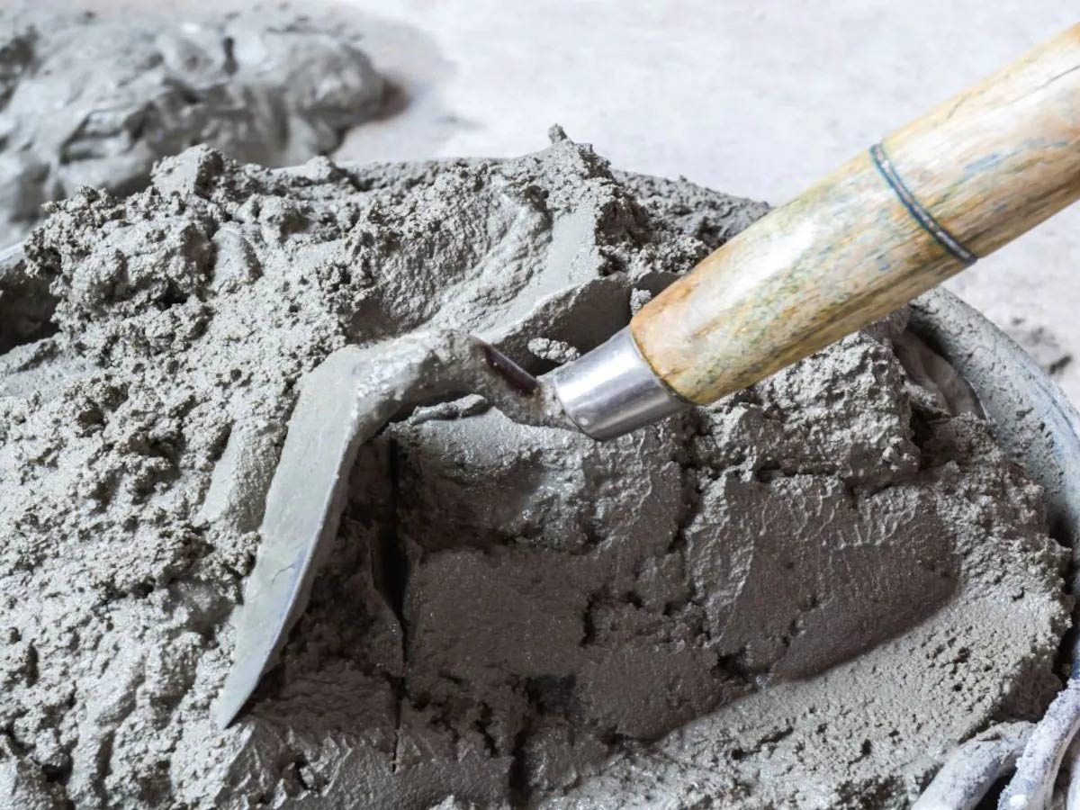 Nguyên nhân chủ yếu dẫn đến chân tường yếu là việc thi công ẩu hoặc khâu chọn vật liệu kém chất lượng