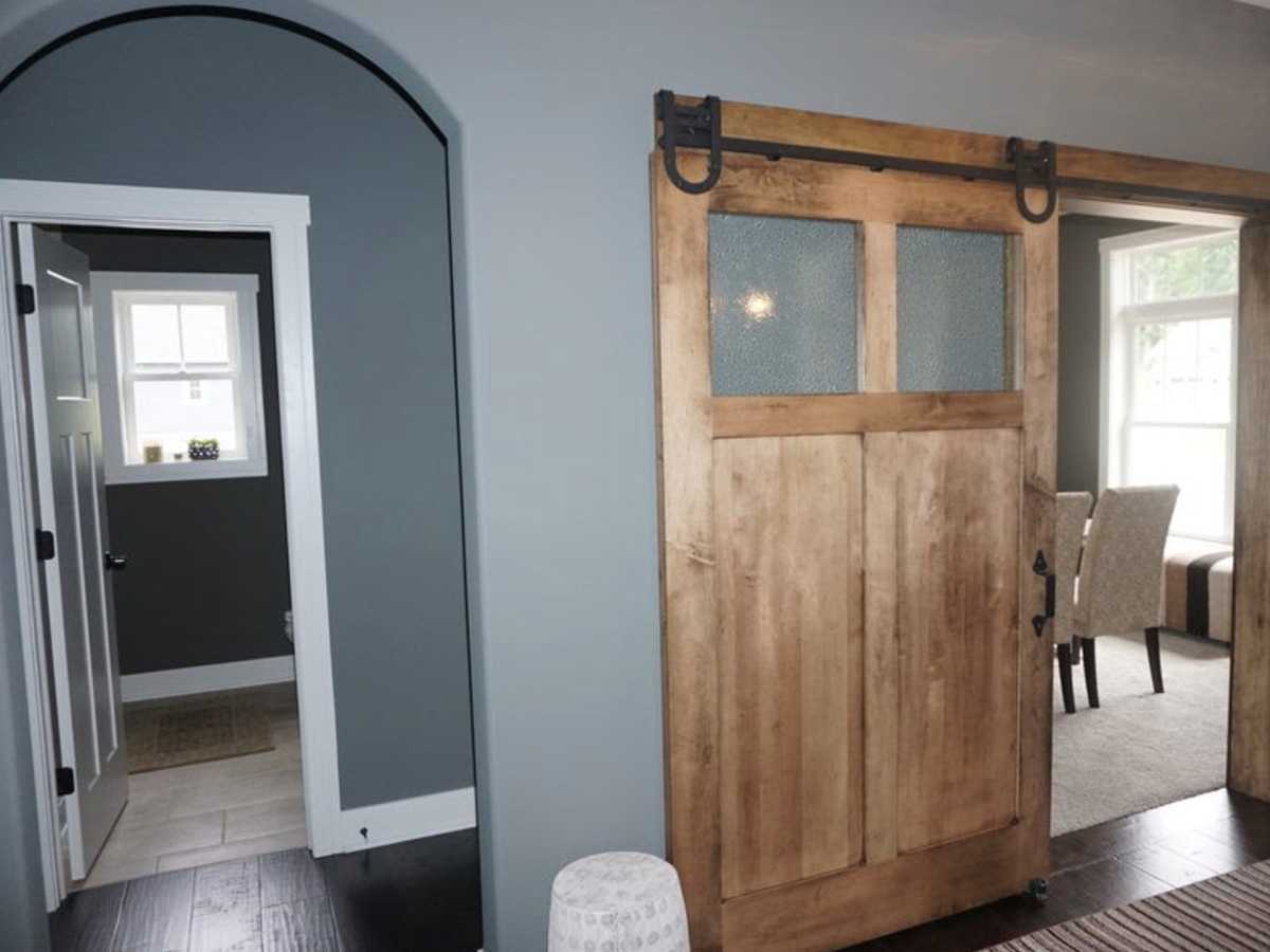 Tránh để cửa phòng ngủ nằm đối diện với cửa nhà bếp