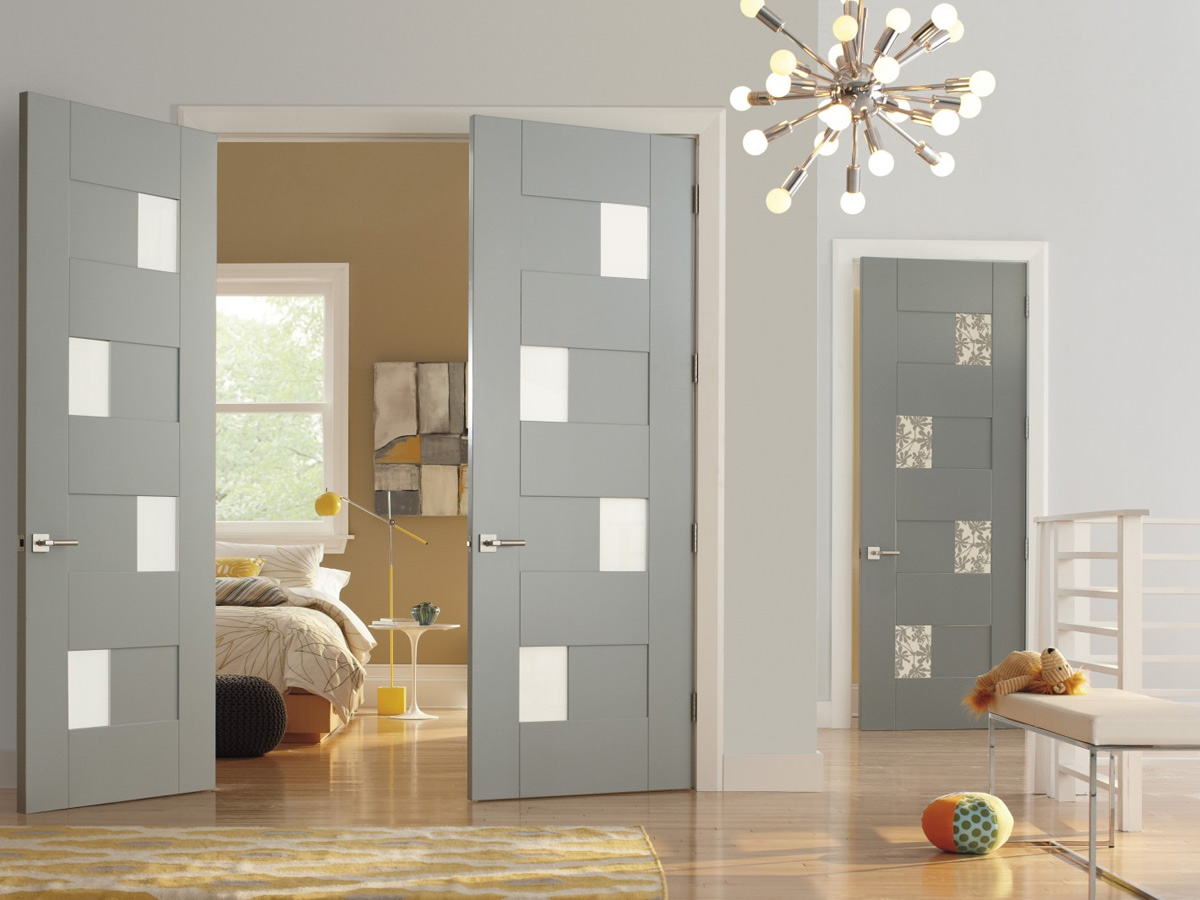 Không bố trí đầu giường ngủ hướng ra ngoài hành lang, thang máy hay cầu thang,…