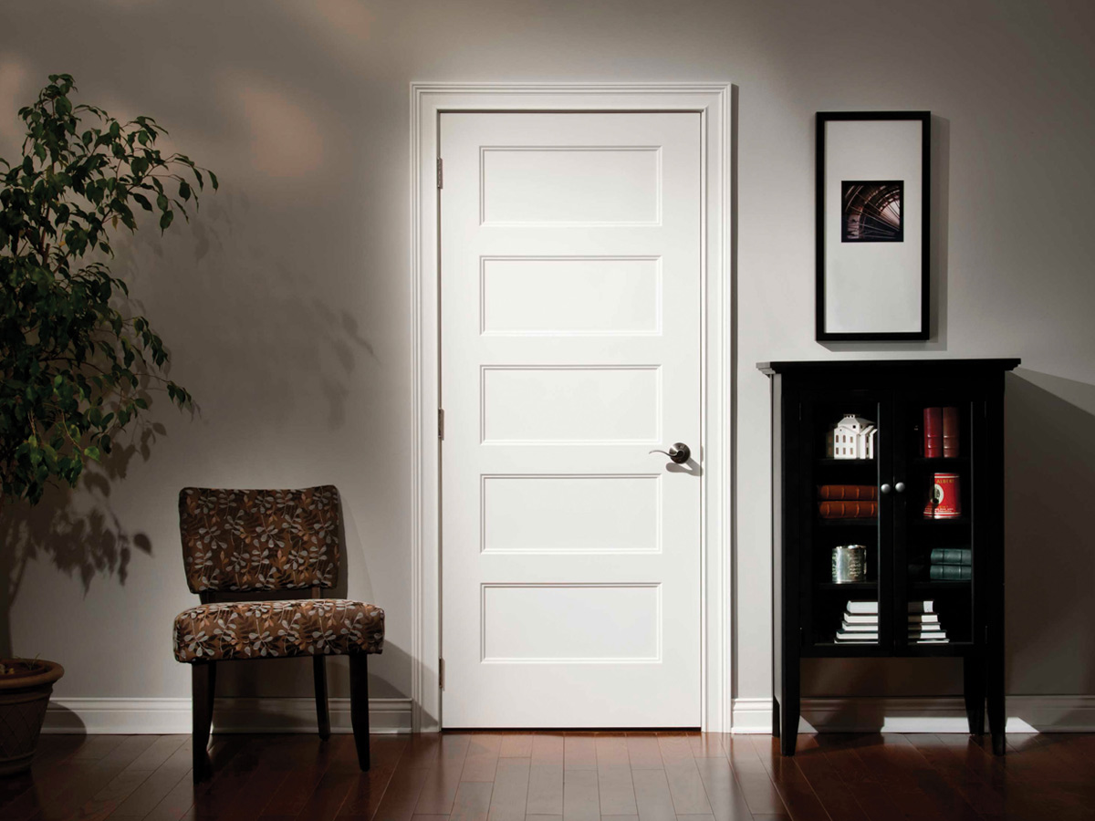 Tránh thiết kế cửa phòng ngủ đặt đối diện cửa chính