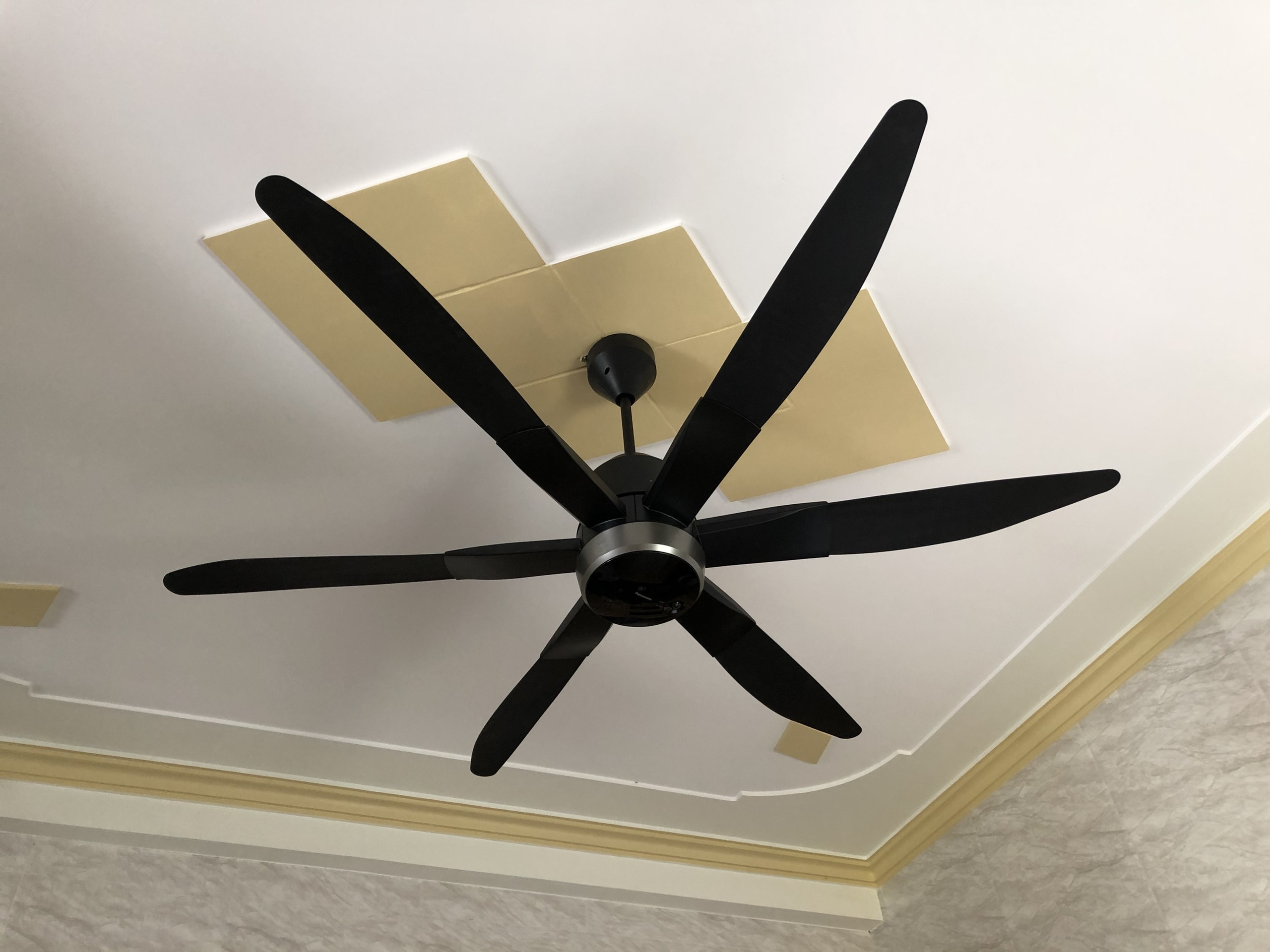 Giá quạt trần Panasonic phù hợp với túi tiền của nhiều người1