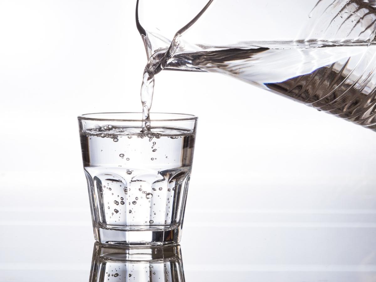 Nước uống Alkaline được Bộ Y Tế chứng nhận là loại nước uống tốt cho sức khỏe và khuyến khích nên sử dụng nước uống này thường xuyên hơn