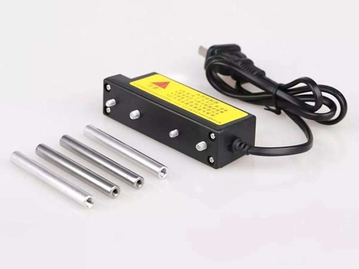 Bút điện phân là một thiết bị nhỏ gọn và có cấu tạo đơn giản gồm phần thân và 4 thanh kim loại tạo thành cặp điện cực