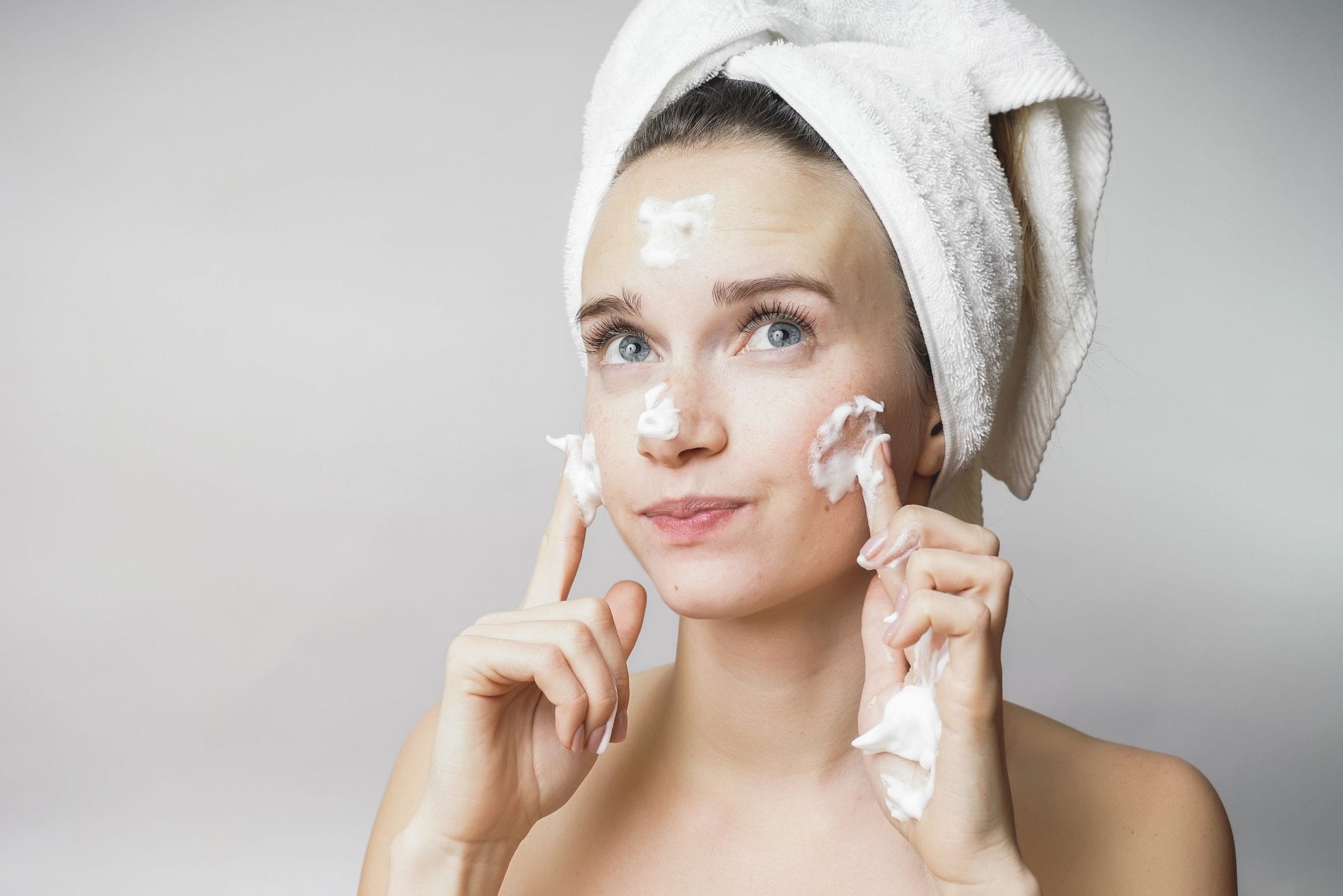 Bật mí cách làm sạch da mặt đơn giản hiệu quả tại nhà