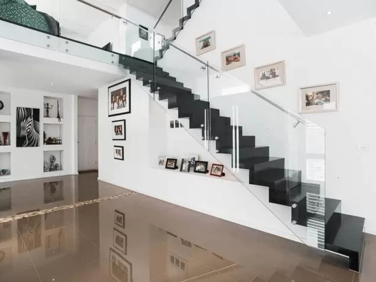 Mẫu nh&agrave; g&aacute;c lửng đơn giản 2