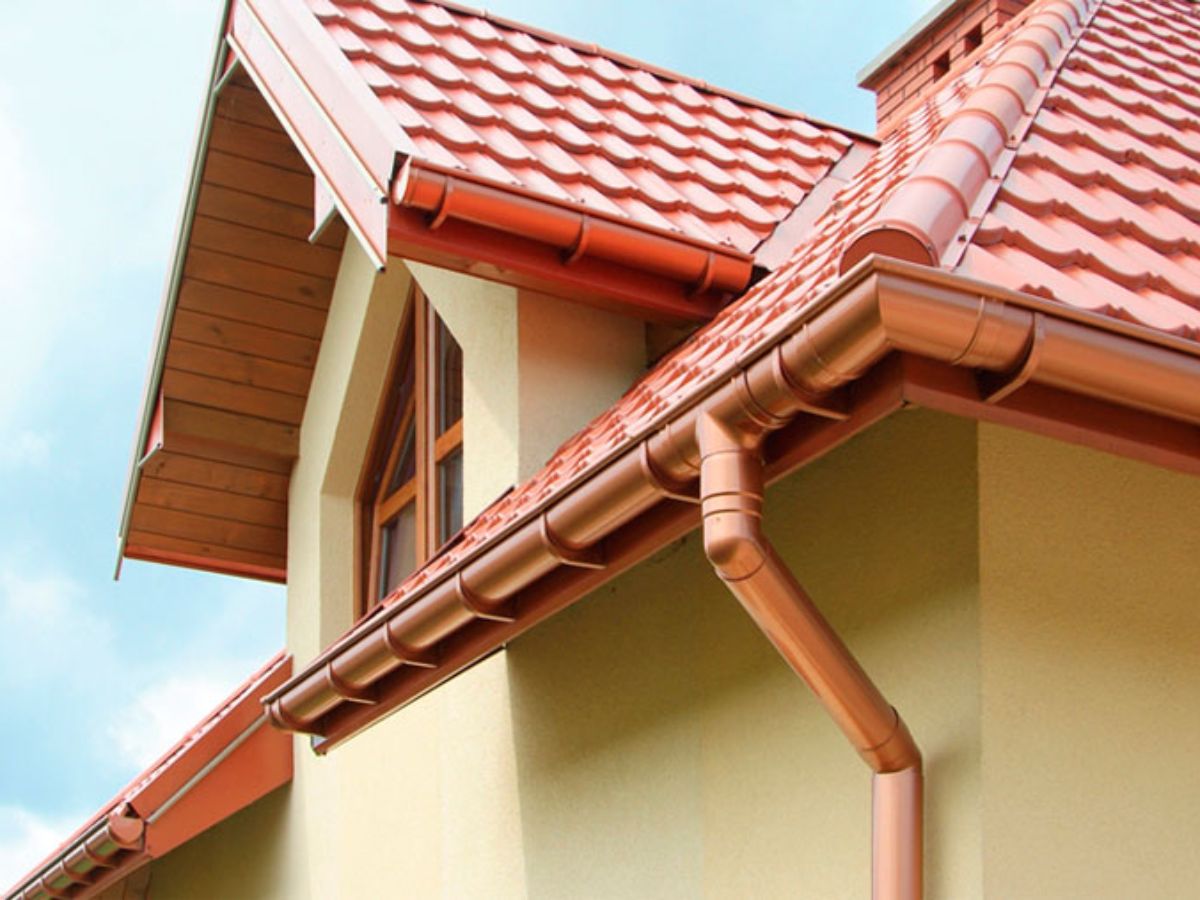 Nh&agrave; g&aacute;c lửng m&aacute;i Th&aacute;i c&oacute; khả năng tho&aacute;t nước tốt