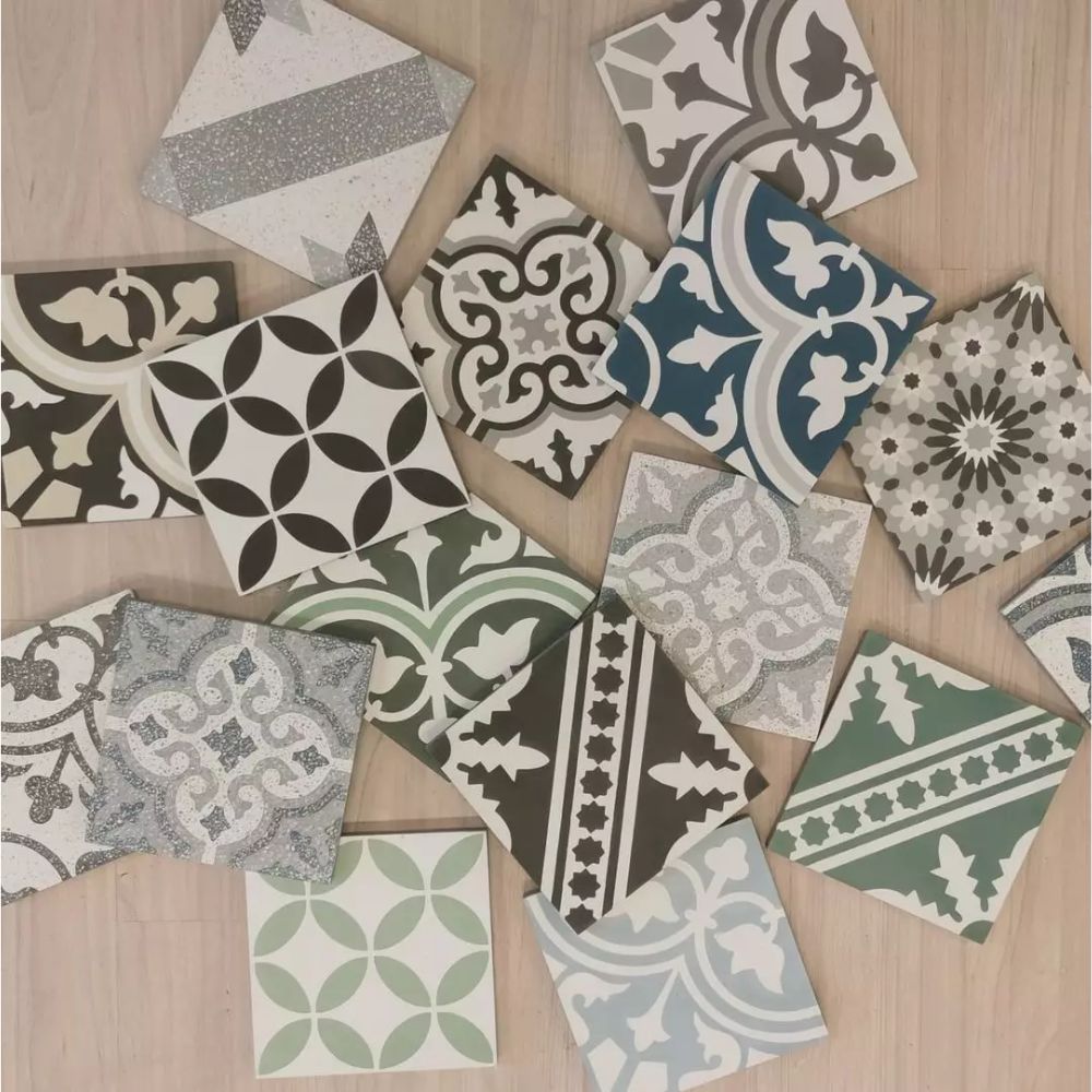 Gạch b&ocirc;ng trang tr&iacute; l&aacute;t nền nh&agrave; vệ sinh