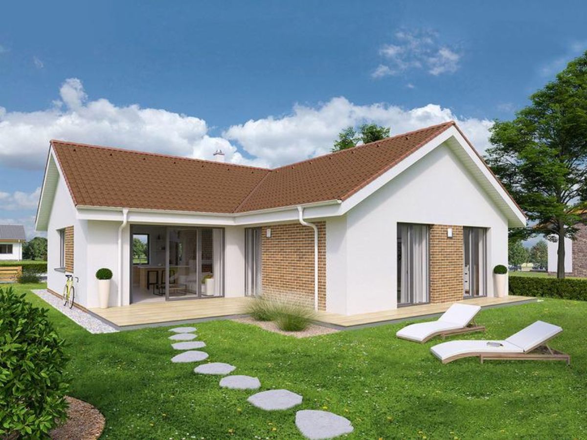 Nh&agrave; cấp 4 chữ L kết hợp s&acirc;n vườn đem lại kh&ocirc;ng gian nghỉ ngơi thư gi&atilde;n