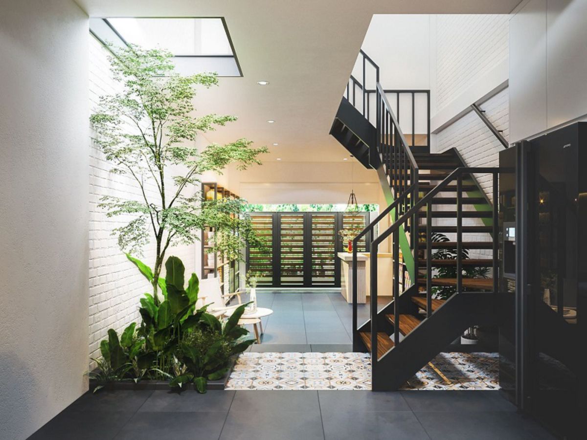 Thiết kế giếng trời cho nh&agrave; ống gi&uacute;p &aacute;nh s&aacute;ng tự nhi&ecirc;n chiếu v&agrave;o khu vực giữa nh&agrave;, th&ocirc;ng gi&oacute; tốt hơn