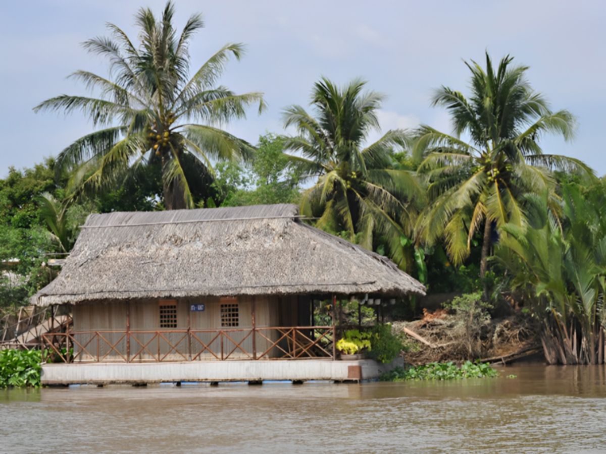 Nh&agrave; s&agrave;n ở Nam Bộ 2