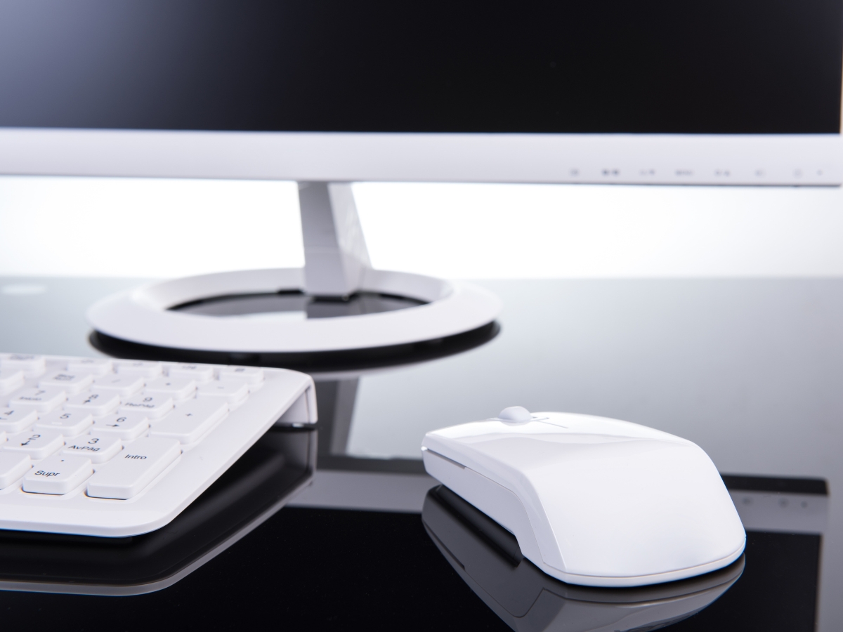 Bàn phím và chuột đóng vai trò quan trọng và cần thiết trong bất kỳ không gian làm việc nào