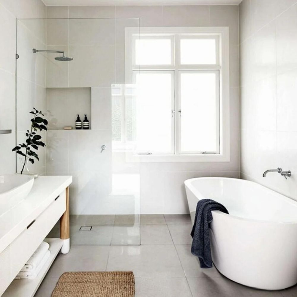 Ph&ograve;ng tắm 4m2 sử dụng v&aacute;ch k&iacute;nh để ngăn khu kh&ocirc;/ướt đảm bảo vệ sinh
