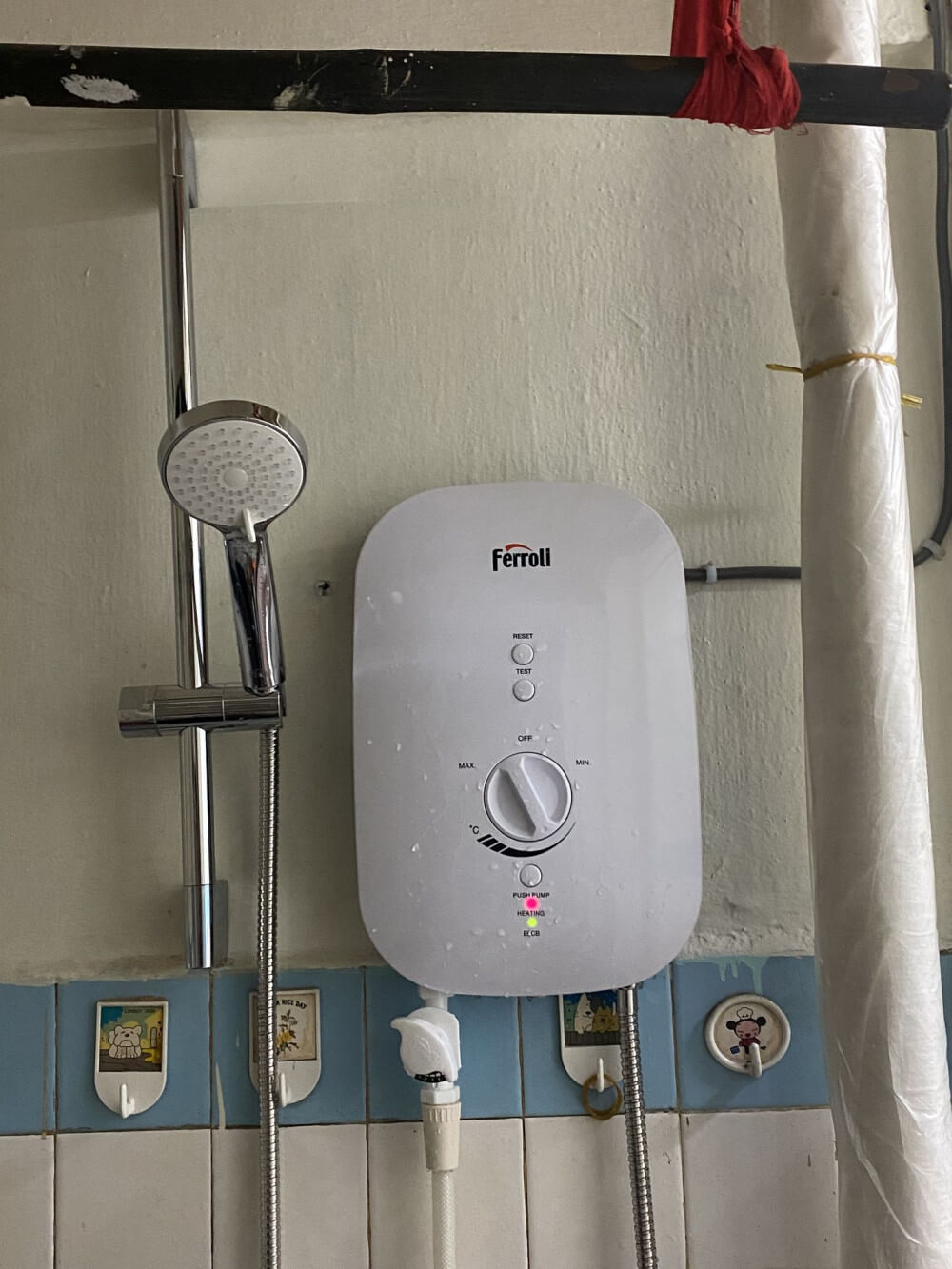 Máy nước nóng trực tiếp Ferroli