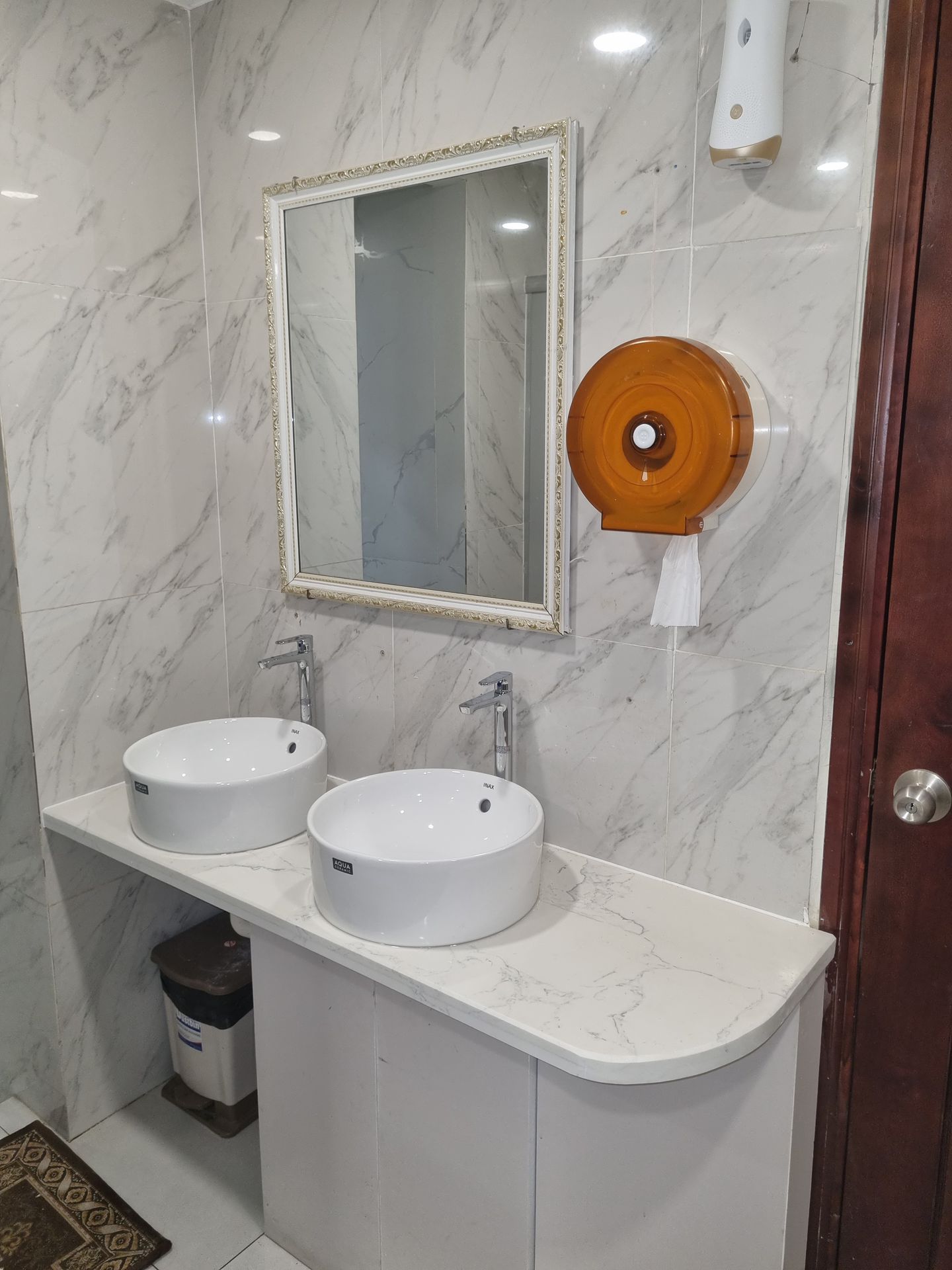 hình ảnh lắp đặt thực tế cho khách hàng của HITA